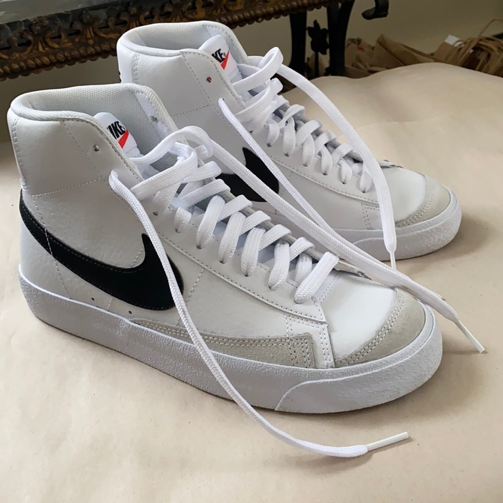 Nike blazers worn once